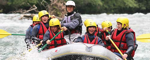 Rafting down the Isere
